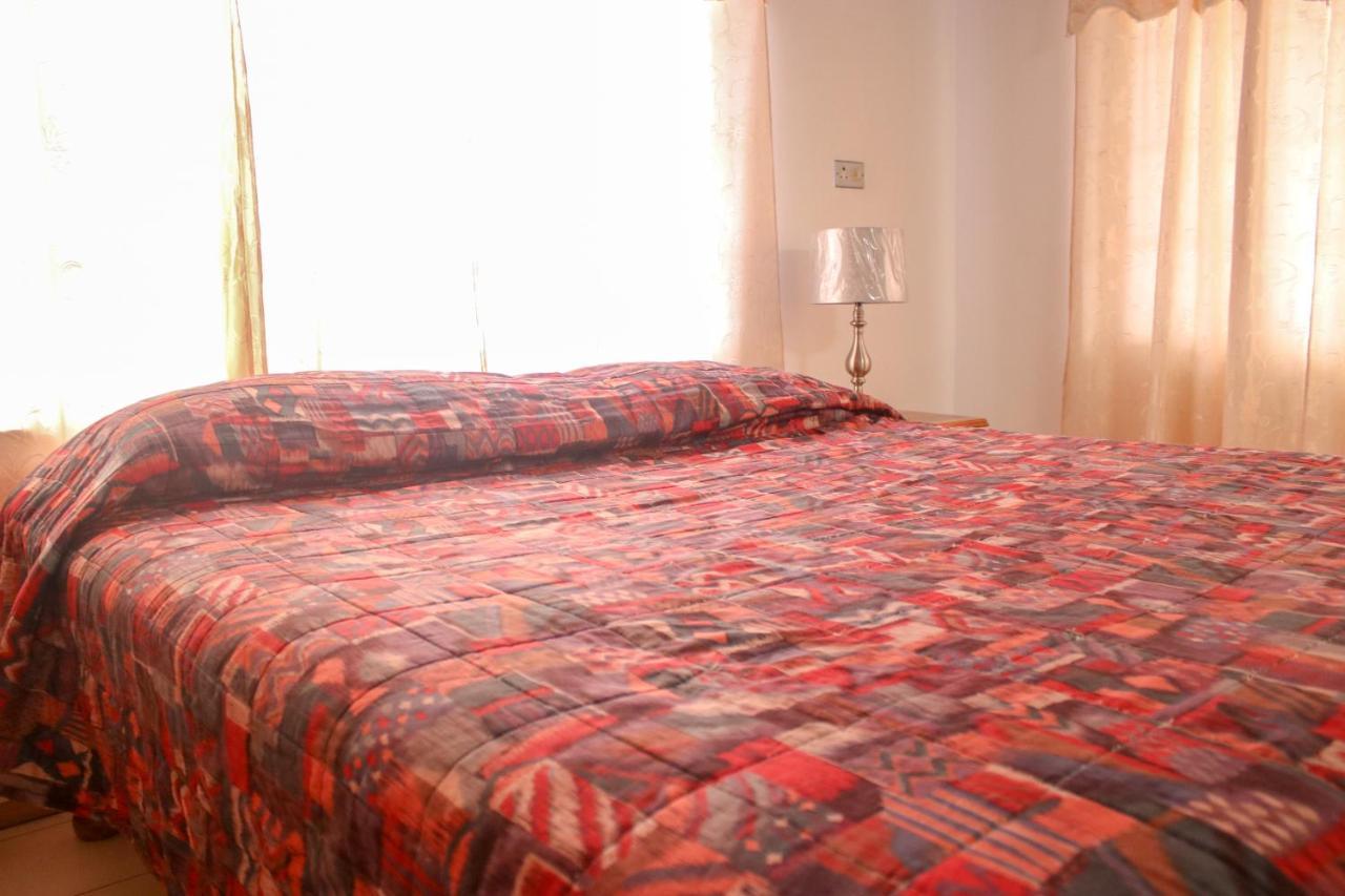 Van Villa Guesthouse Негрил Экстерьер фото