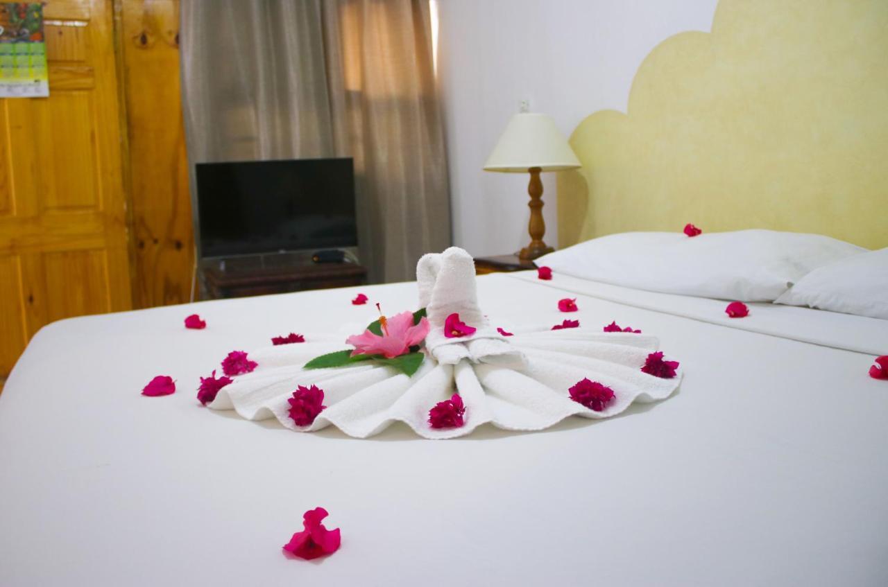 Van Villa Guesthouse Негрил Экстерьер фото