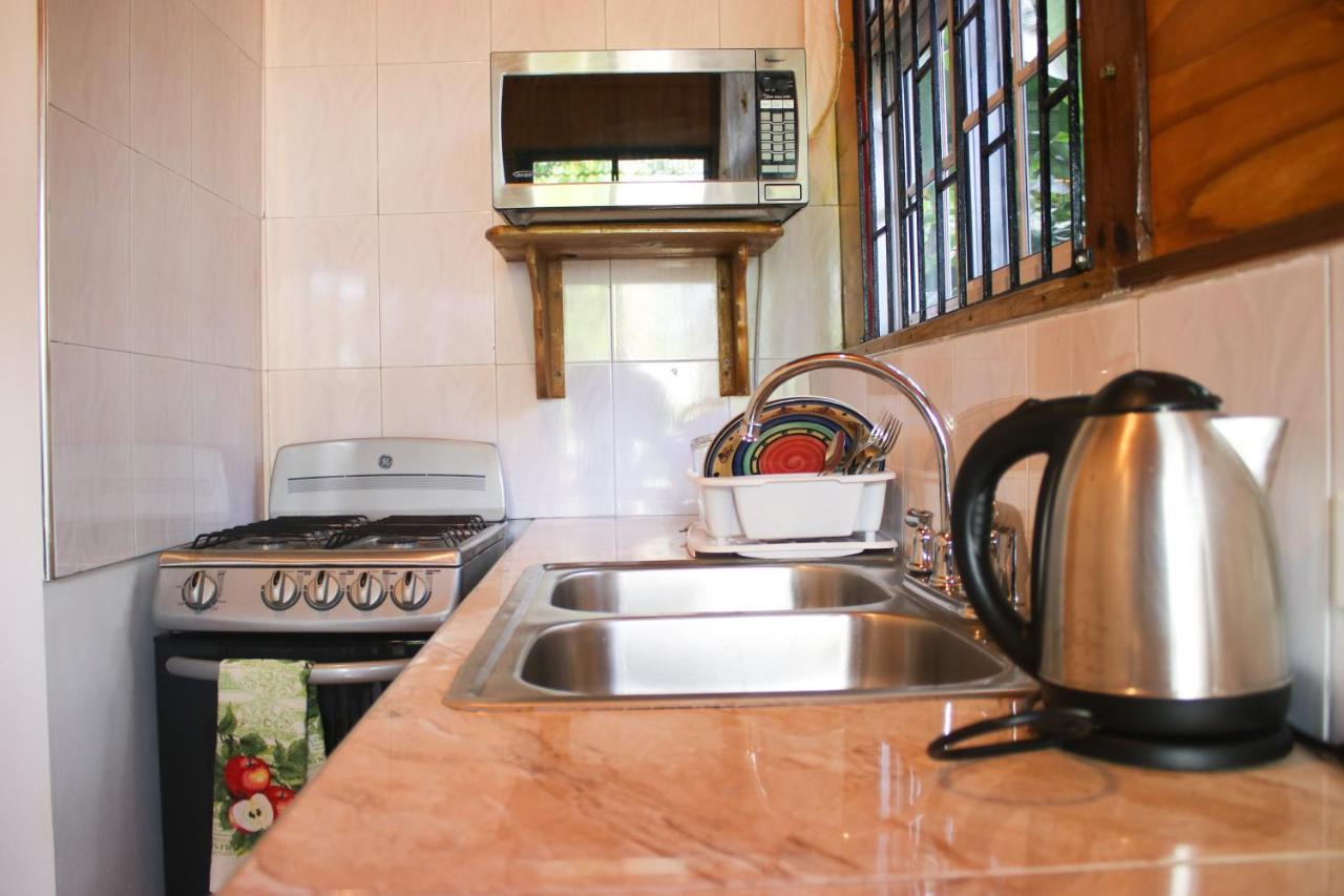 Van Villa Guesthouse Негрил Экстерьер фото