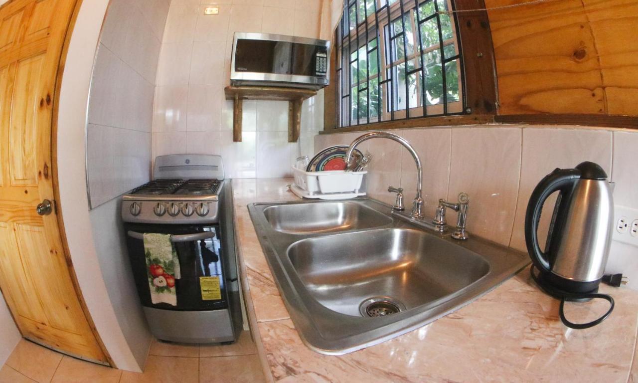 Van Villa Guesthouse Негрил Экстерьер фото